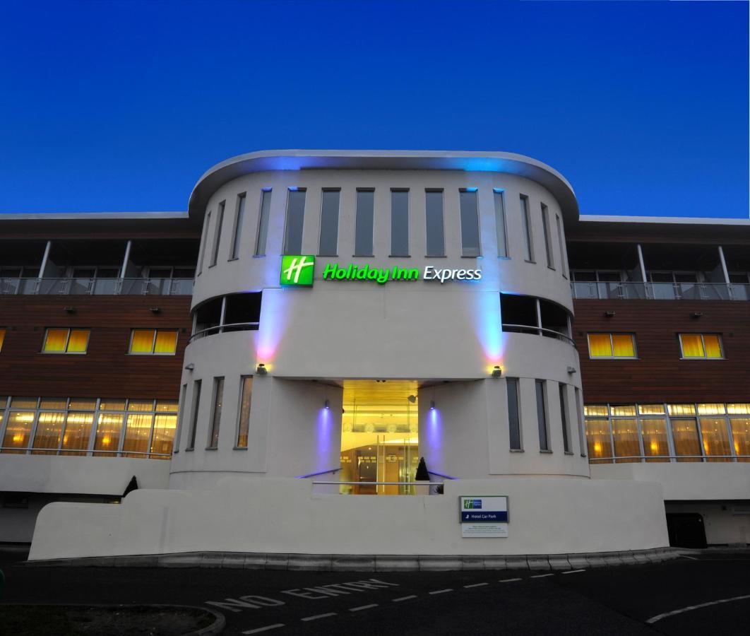 Holiday Inn Express Crewe, An Ihg Hotel Екстериор снимка