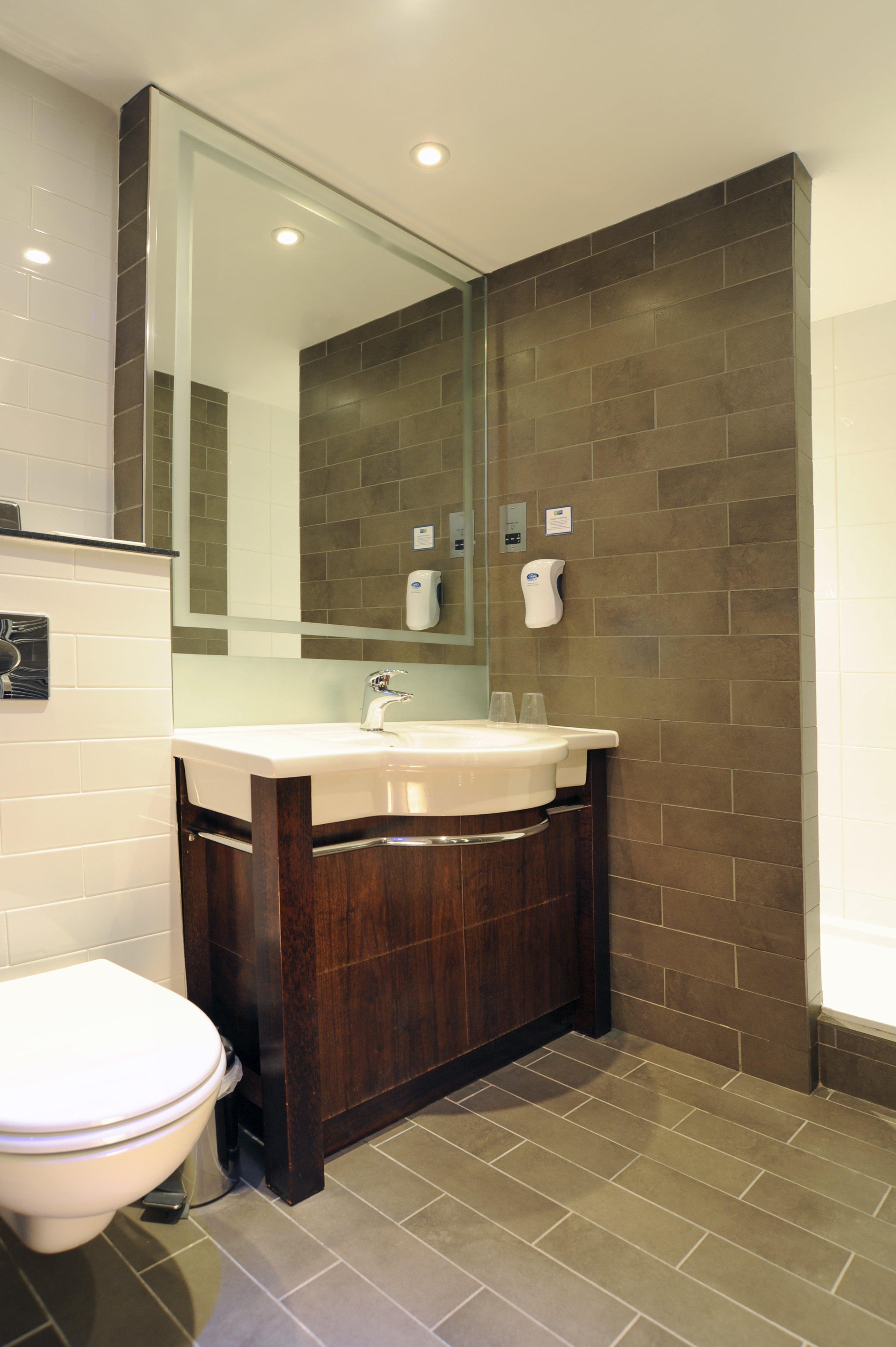 Holiday Inn Express Crewe, An Ihg Hotel Екстериор снимка