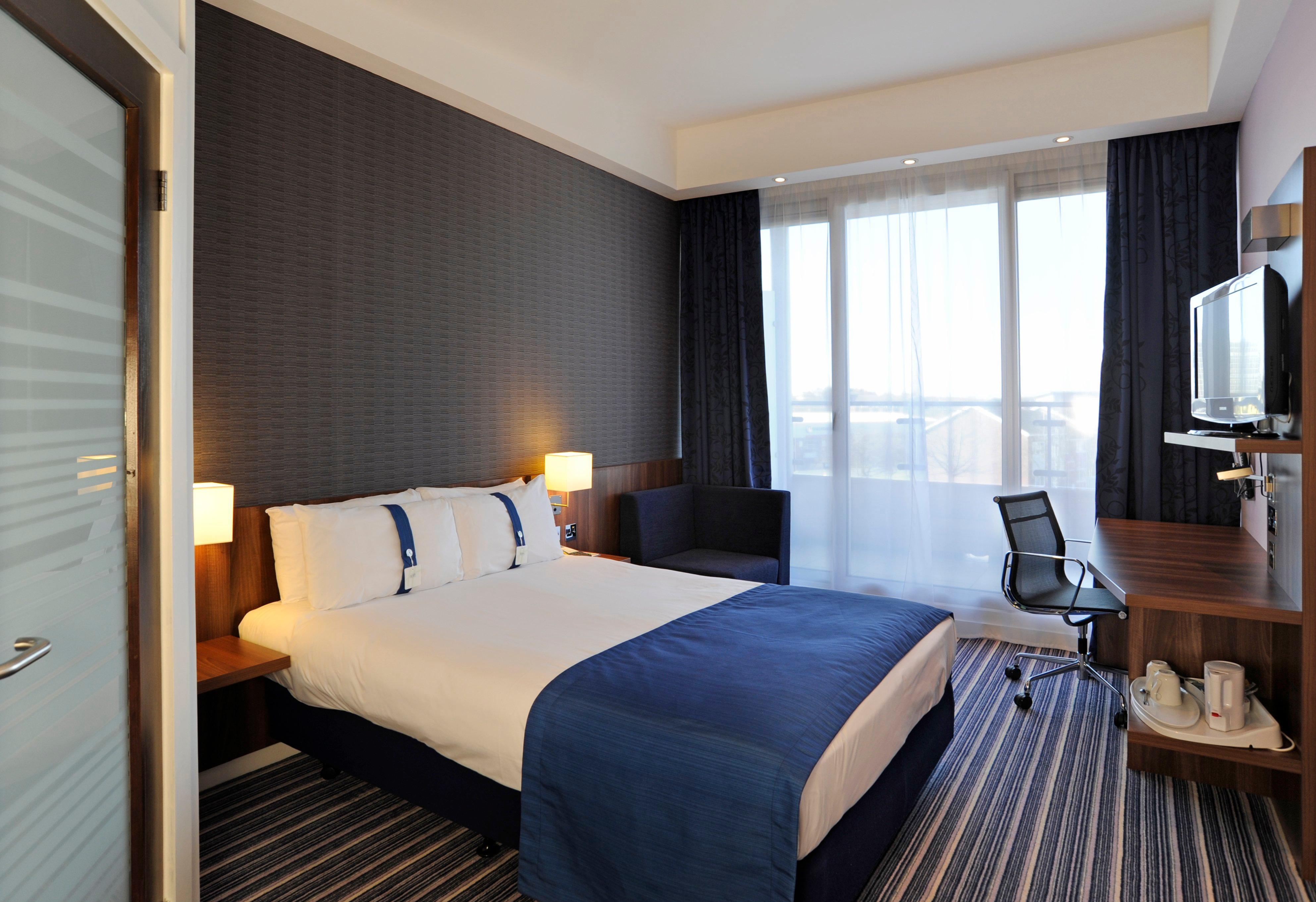 Holiday Inn Express Crewe, An Ihg Hotel Стая снимка